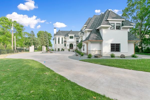 Cost of Concrete Driveway Installation in Acworth